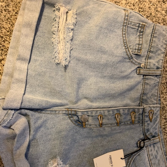 Forever 21 shorts - Picture 2 of 5
